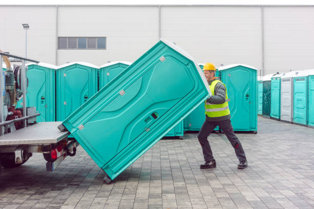 Best Portable restroom trailer rental  in Lake Delton, WI