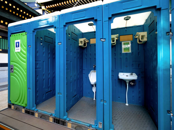Best Portable restroom trailer rental  in Lake Delton, WI